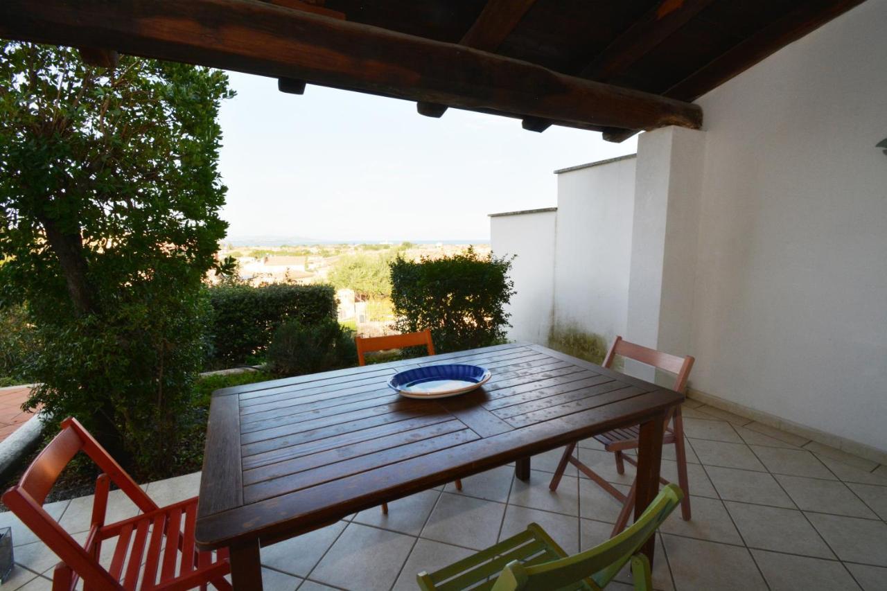 Apartamento Citai Con Splendida Vista Mare San Teodoro  Exterior foto
