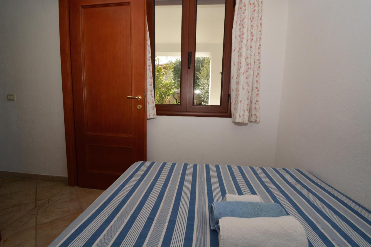 Apartamento Citai Con Splendida Vista Mare San Teodoro  Exterior foto
