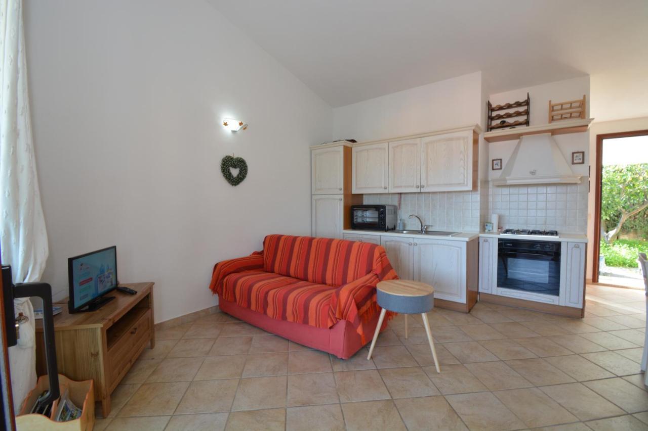 Apartamento Citai Con Splendida Vista Mare San Teodoro  Exterior foto