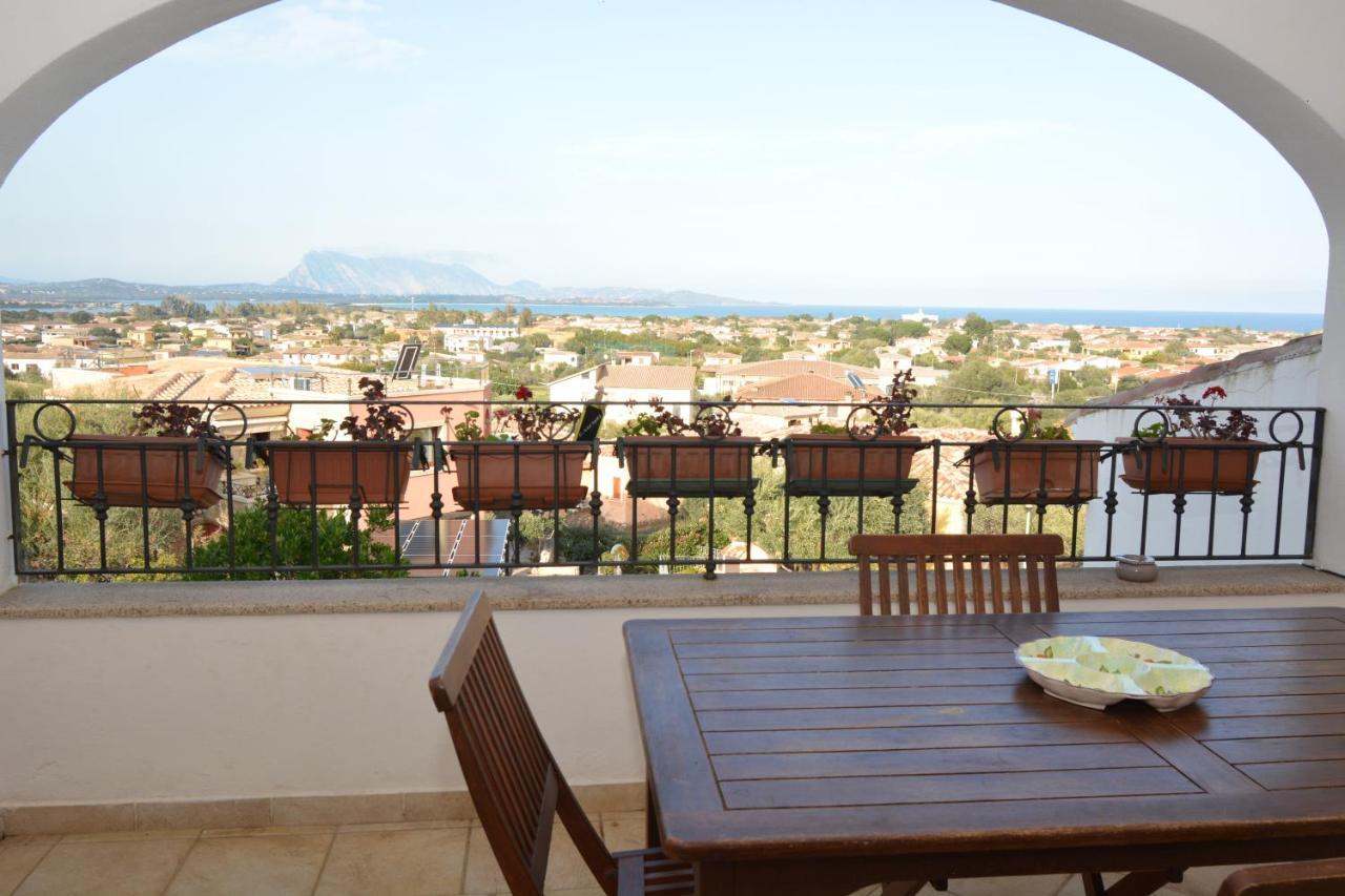 Apartamento Citai Con Splendida Vista Mare San Teodoro  Exterior foto