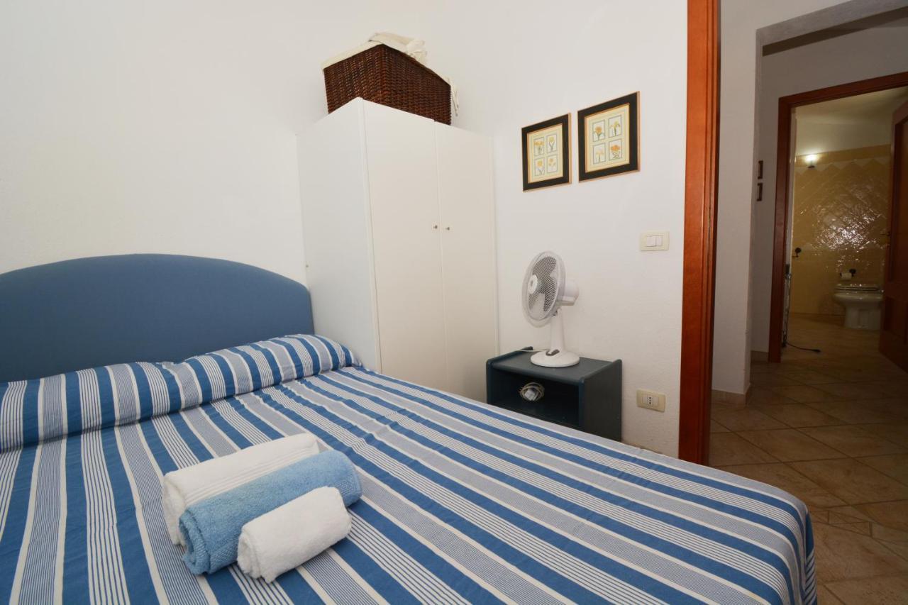 Apartamento Citai Con Splendida Vista Mare San Teodoro  Exterior foto