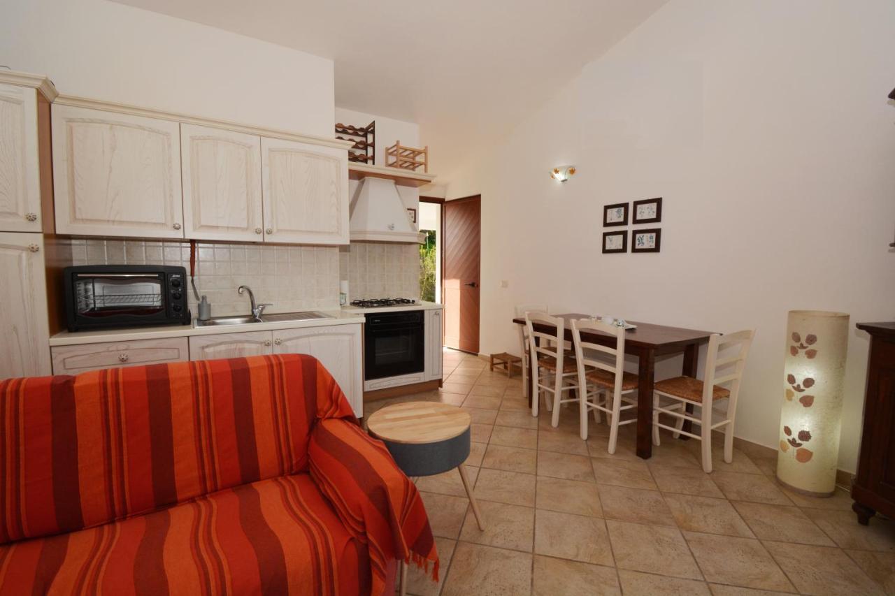 Apartamento Citai Con Splendida Vista Mare San Teodoro  Exterior foto