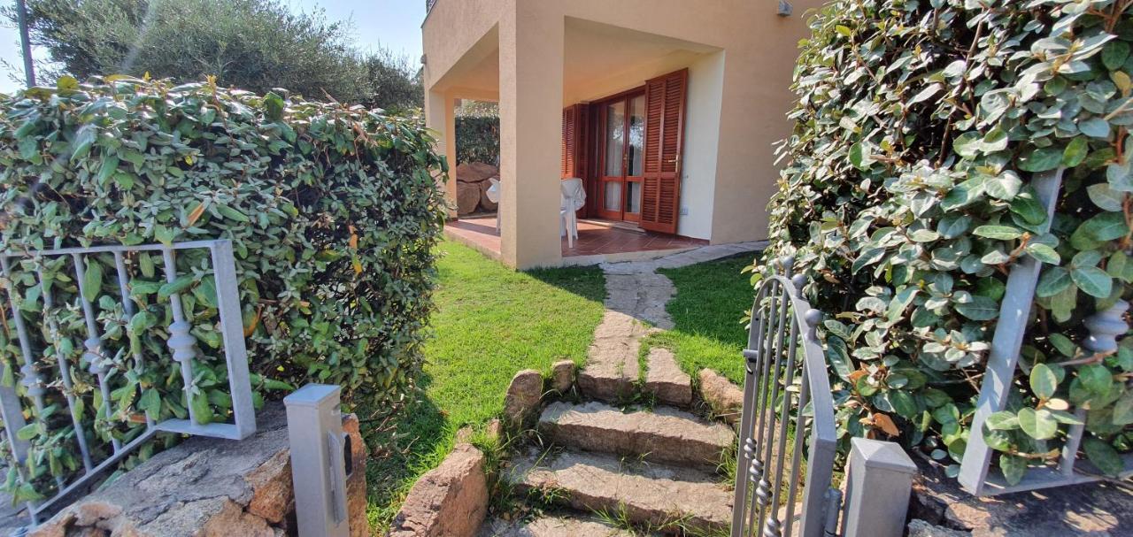 Apartamento Citai Con Splendida Vista Mare San Teodoro  Exterior foto
